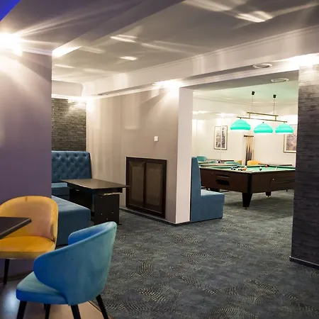 Hotel Renusz 3*
